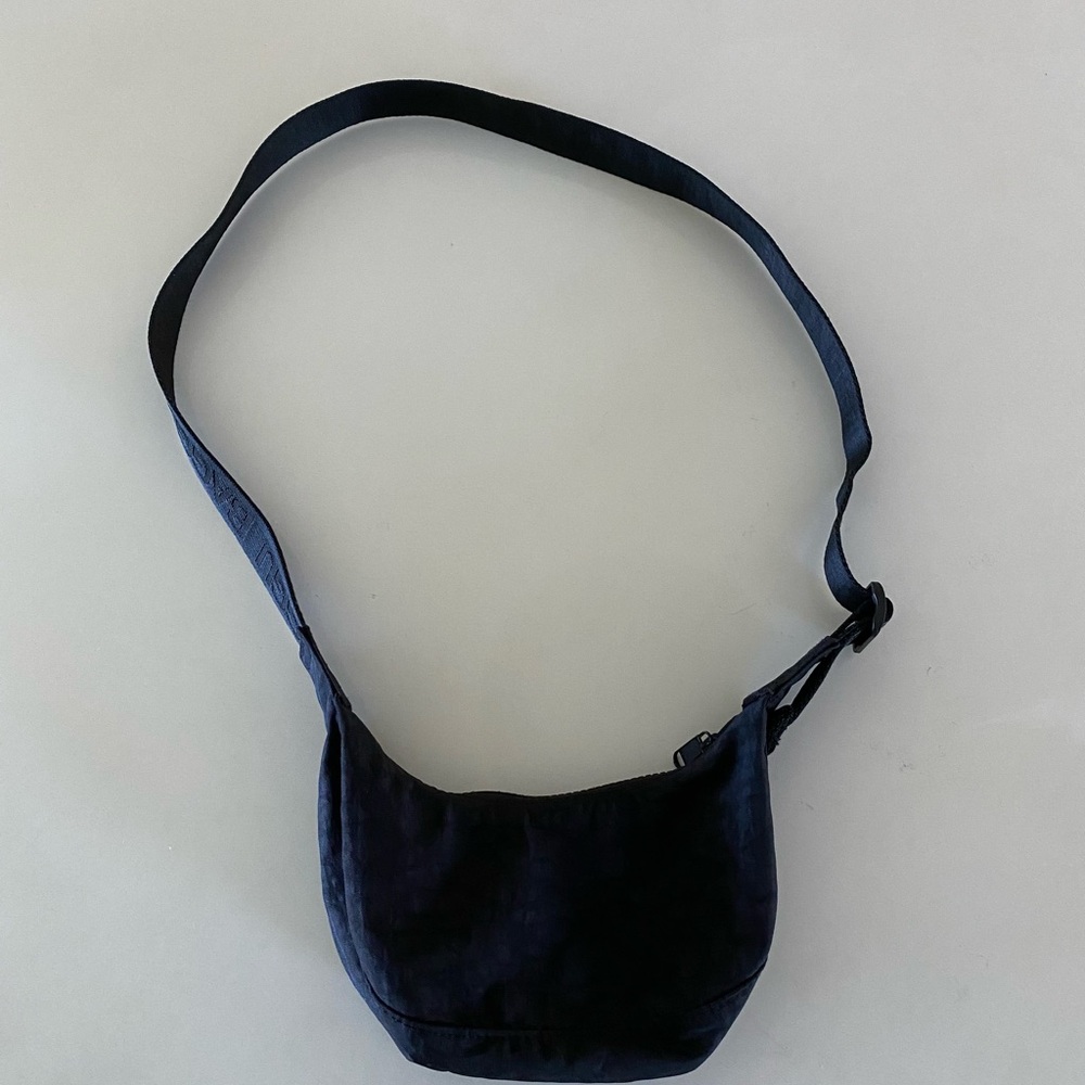 BAGGU RARE MINI CRESCENT BAG